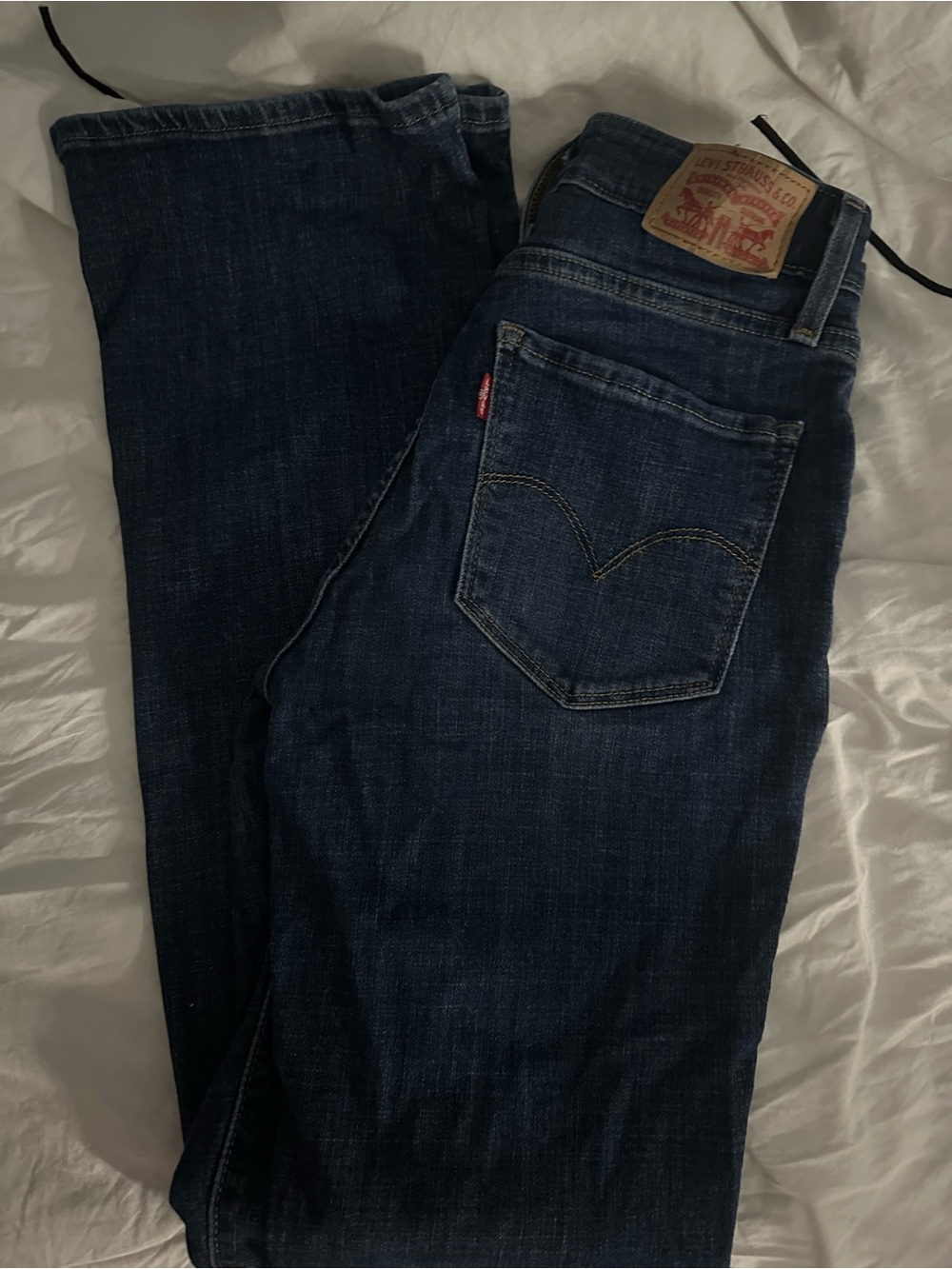 Levi’s 725 high rise bootcut jeans